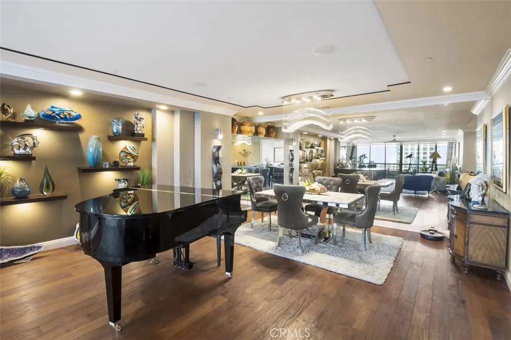 700 Front Street 2302, San Diego, California 92101 home-pic-14